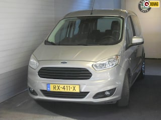 Ford Tourneo Courier 1.0 Titanium