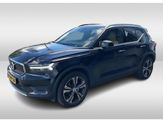 Volvo XC40 2.0 B3 Inscription / Trekhaak / Panoramadak / Camera / Leder / 19'' / Harman Kardon / Stuur+Stoelverwarming / DAB / Dodehoek / Cruise Control
