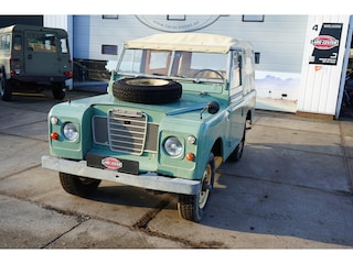 Land Rover 88 