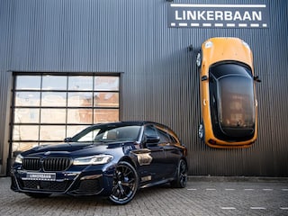 BMW 5-serie Touring 530e High Executive | M Sport | Pano | Trekhaak | H&K | 19 inch | NL Auto |
