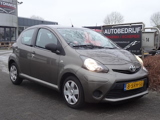 Toyota Aygo 1.0 VVT-i Now