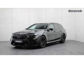 BMW 5-serie Touring | Ultimate Package | M Driver's Package | Stoelventilatie | Trekhaak | Bowers & Wilkins | Carbon