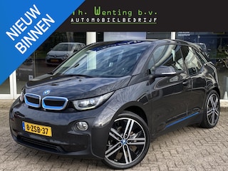 BMW i3 Range Extender Comfort | Adaptieve Cruise control | Navigatie | Achteruitrijcamera | Lederen bekleding | Verwarmde Voorstoelen | Panoramadak |