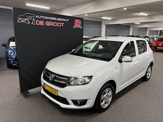 Dacia Sandero 0.9 TCe Easy-R Lauréate Automaat met PDC, Navigatie, Trekhaak, Cruise Control, Airco, Electrische Ramen voor enz.