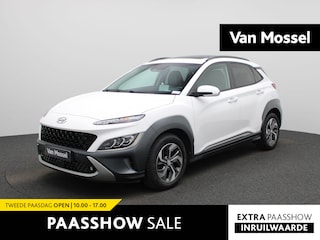 Hyundai Kona 1.6 GDi Hybrid 6-DCT Sky BlueLink | Automaat | Apple Carplay / Android Auto | Schuifdak | Virtual cockpit | Parkeer sensoren | Leder | Stoel verwarming/koeling | Stuur verwarming | Cruise control | Climate control | DAB |
