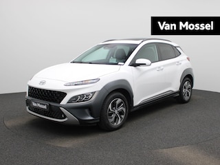 Hyundai Kona 1.6 GDi Hybrid 6-DCT Sky BlueLink | Automaat | Apple Carplay / Android Auto | Schuifdak | Virtual cockpit | Parkeer sensoren | Leder | Stoel verwarming/koeling | Stuur verwarming | Cruise control | Climate control | DAB |