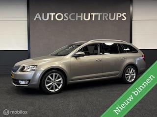 Skoda Octavia Combi 1.2 TSI Ambition Businessline NAVI / CLIMA / CRUISE / STOELVERW. / TR.HAAK /