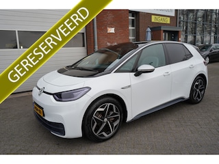 Volkswagen ID.3 FIRST PLUS 58KWH OKT 2020 ORIGINEEL NEDERLANDS AFN.TREKHAAK CAMERA STOEL+STUURVERWARMING ANDROID/APPLECARPLAY NAVI 19INCH ADAPTIEVE CRUISE CLIMA PDC V+A ENZ...