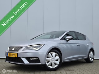 Seat Leon 1.0 ECOTSI STYLE/CAMERA/FULL LED/CARPLAY/CLIMATE/PDC
