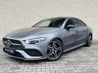 Mercedes-Benz CLA 200 Premium Plus AMG Line | Achteruitrijcamera | Memory pakket | Panoramadak | Stoelverwarming | Nightpakket | Spiegelpakket