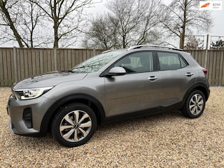 Kia Stonic 1.0 T-GDi MHEV DynamicPlusLine Navigatie & Camera & Winterpakket