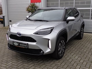 Toyota Yaris Cross 1.5 Hybrid Dynamic Navi,Trekhaak,Camera,Stoel en stuurverwarming,etc,etc