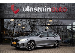 BMW 3-serie Touring 320e M-Sport , Cruise control, Navigatie, Sfeerverlichting,