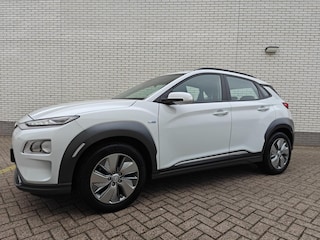 Hyundai Kona EV Comfort 39 kWh / Camera / Apple CarPlay /Eerste eigenaar!