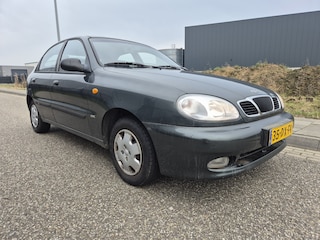 Daewoo Lanos 1.5 SX Airco Nieuwe APK.
