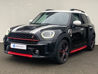 Mini Countryman 1.5 Cooper S E ALL4 Classic Airco | Camera | Cruise Control | Keyless | LED | LMV 19" | Leder | Navi | Stoel-Stuur&Voorruitverwarming |