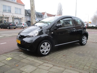 Toyota Aygo 1.0-12V + 3-drs / st.bekr / i.z.g.st / 109dkm