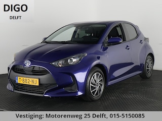 Toyota Yaris 1.5 HYBRID NAVIGATIE AUTOMAAT 1e EIG GARANTIE 2033 . CAMERA . APPLE CARPLAY & ANDROID AUTO