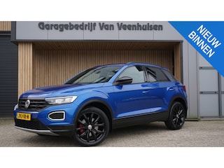 Volkswagen T-Roc 1.5 TSI 150pk DSG Sport & Black Style Virtual Cockpit 18inch LM Beats *Interieurvoorverwarming* Afn-Trekhaak LED 40046km!