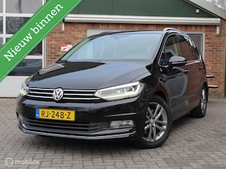 Volkswagen Touran 1.4 TSI Highline Business|7-zitplaatsen|Camera|Stoelverwarming|El Achterklep.