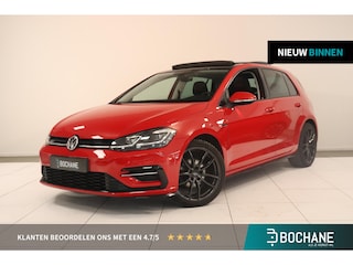 Volkswagen Golf 1.0 TSI Highline Business R-Line | Panoramadak | Camera | Key-less | Lederen Sportstoelen | Adaptieve cruise |