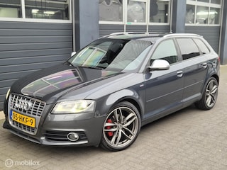 Audi A3 Sportback 1.8 TFSI Ambiente Pro Line Business S-line | NAVI | XENON | 18'' |