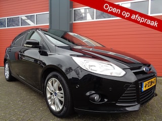 Ford Focus 1.0 EcoBoost Titanium 126PK Clima Cruise LMV Navi Trekhaak NL-Auto Open-Dakje 141Dkm NAP