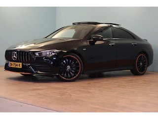 Mercedes-Benz CLA 250 Premium Orange Edition | NAVI | CAMERA + PDC | SCHUIF / KANTELDAK | STOELVERW | AMBIENT LIGHT |