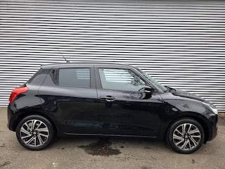 Suzuki Swift 1.2 Style Smart Hybr