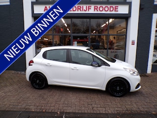 Peugeot 208 1.2 PureTech Blue Lease Active AIRCO,NIEUWE APK !!!