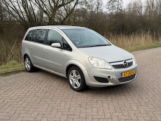 Opel Zafira 1.8 Cosmo 7-zitplaatsen Alleen verkoop aan de handel, B2B en/of export.