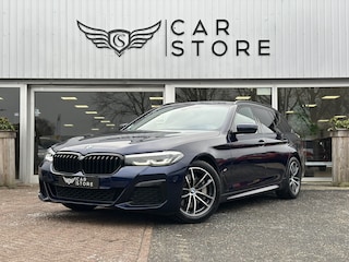 BMW 5-serie Touring 530i M-SPORT |H&K|CAMERA|HEAD-UP|SFEER|TREKHAAK|ACC|LEDER