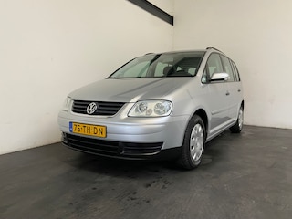 Volkswagen Touran 1.6 Optive II. Clima Cruise. APK 02-2027!