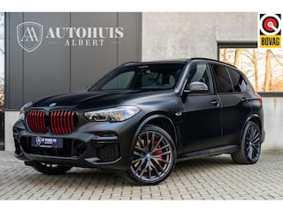 BMW X5 xDrive45e Black Vermilion Edition Skylounge Massage