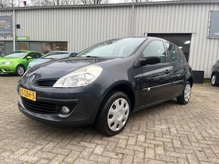 Renault Clio 1.2-16V Expression