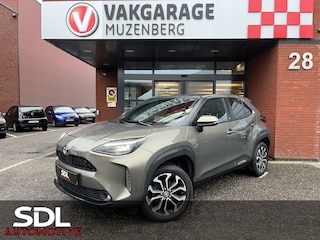 Toyota Yaris Cross 1.5 Hybrid Dynamic Plus // ADAPT. CRUISE // KEYLESS // DODEHOEK // CAMERA+SENSOREN // STUUR+STOELVERWARMING // NAVI+CARPLAY //
