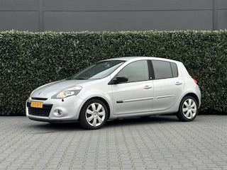 Renault Clio 1.2 TCe 20th Anniversary, NL AUTO, NAP LOGISCH, NAVI, CRUISE, PDC, CLIMATE CONTROL, ELEKTRISCHE RAMEN, LICHTMETAAL 16"
