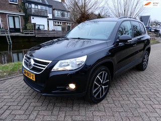 Volkswagen Tiguan 1.4 TSI Easyline 122pk Clima Cruise Navi Trekhaak 1600kg.