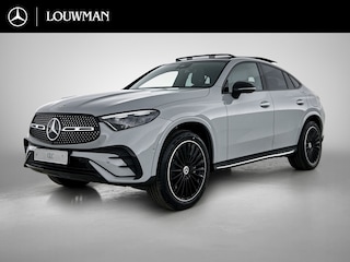 Mercedes-Benz GLC 300e 4MATIC Business Solution AMG | Premium Pakket | Panoramaschuifdak | Trekhaak | Treeplanken | Nightpakket | AMG Spoiler | 20 inch AMG velgen | 360°-camera | DIGITAL LIGHT | Augmented Reality navigatie |