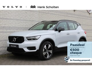 Volvo XC40 1.5 T4 Recharge R-Design | Dealeronderhouden | Adaptive Cruise control | Panoramadak | Visual Park Assist | Intellisafe Assist | Drive Modes | Preconditioning | Luxury 2 Pack  | 19 Inch | All Seasonbanden | Verlichtingspack 2 | Keyless | Premium Audio by Harman Kardon | Elektrische achterklep | Verwarmbaar stuurwiel | Elektrisch verstelbare voorstoelen | Stoelverwarming voor en achter
