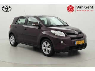Toyota Urban Cruiser 1.3 VVT-i Aspiration | Volledige dealerhistorie | Trekhaak | Parkeersensoren voor/achter | Airco | 16 inch | Elektrische ramen voor/achter | Radio CD speler | Bluetooth