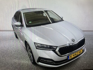 Skoda Octavia 1.0 e-TSI Business Edition Plus/LED/NAVI/18INCH