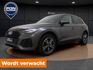 Audi Q5 50 TFSIe Quattro | Carplay | Camera | Parkeerhulp | ACC | Sportstoelen | 19'' |