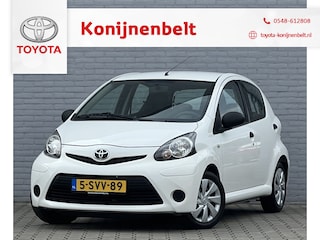 Toyota Aygo 1.0 VVT-i Now 5-deurs | Trekhaak | Airco | NL auto