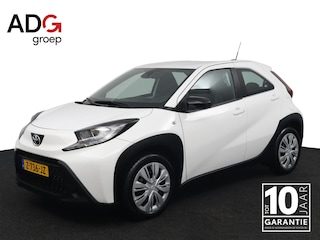 Toyota Aygo 1.0 VVT-i MT Play | Parkeer Camera | Adaptieve Cruise control | Apple Carplay |