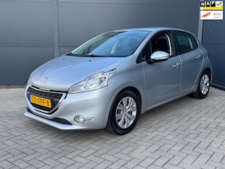Peugeot 208 1.4 VTi Envy / Navi / Nap / Pdc