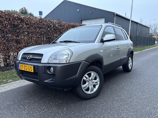 Hyundai Tucson 2.0i Style / AIRCO ECC / NAVI / CRUISE