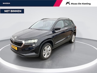 Skoda Karoq 1.0TSI/115PK Selection · Navigatie · Apple/Android Car Play · Camera + Parkeersensoren · Stoelvewarming · Garantie t/m 27-03-2027