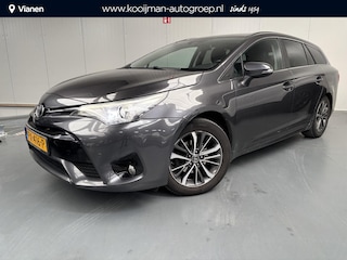 Toyota Avensis Touring Sports 1.8 VVT-i Dynamic Automaat, Nette NL Auto van de 1e eigenaar slechts 98000km! inclusief Trekhaak