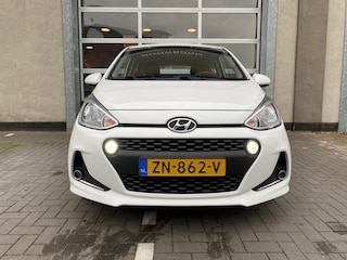 Hyundai i10 1.0i Comfort|Navi|Parkeersensoren|Cruise control|Rijklaarprijs!
